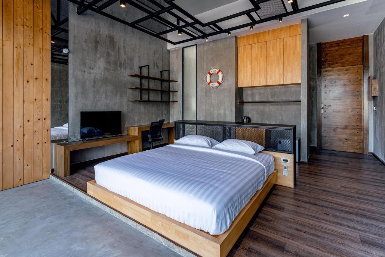 The Bloc @ Sea Hotel Thap Sakae Екстериор снимка
