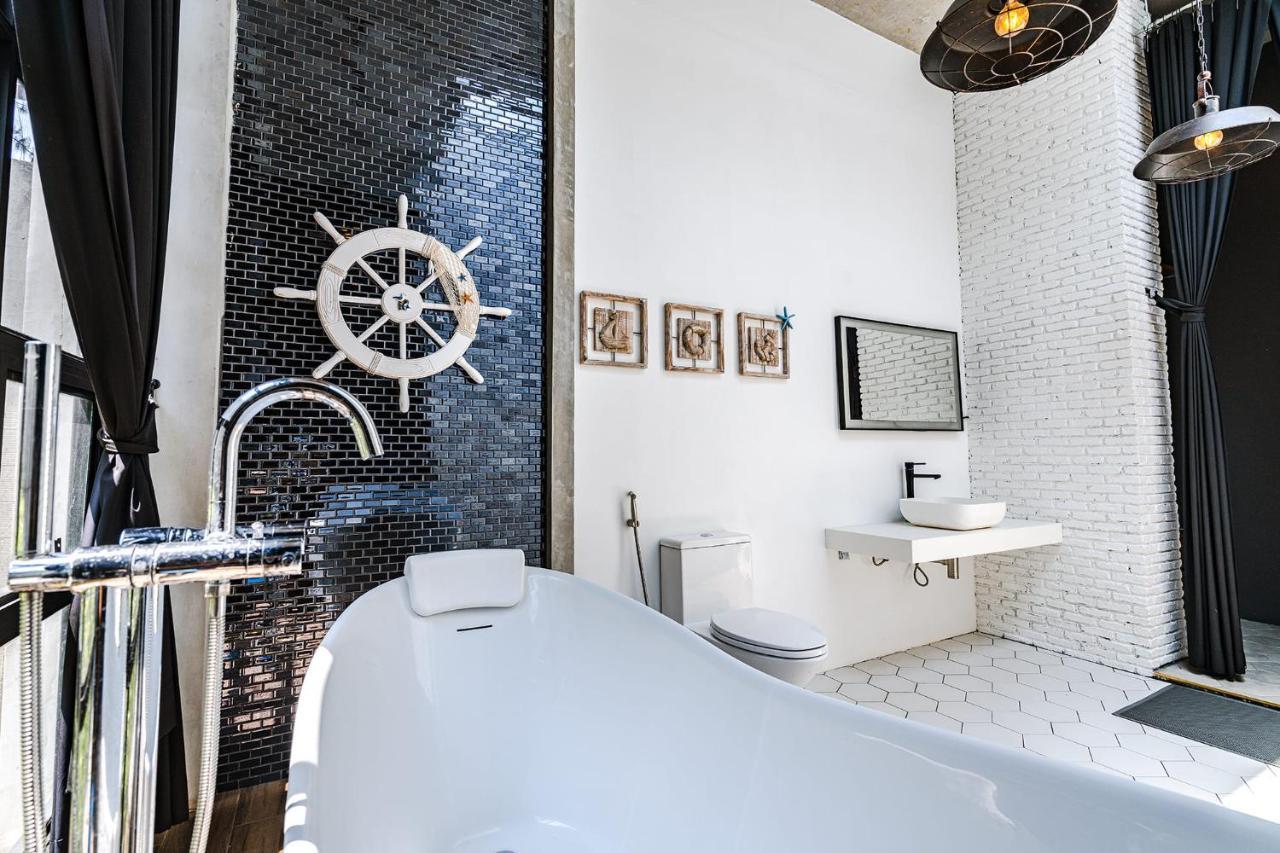 The Bloc @ Sea Hotel Thap Sakae Екстериор снимка