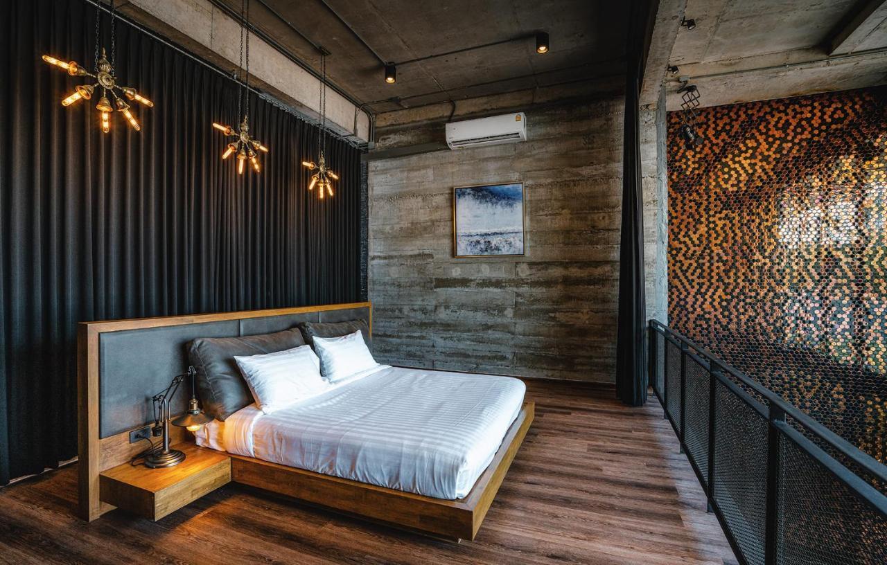 The Bloc @ Sea Hotel Thap Sakae Екстериор снимка