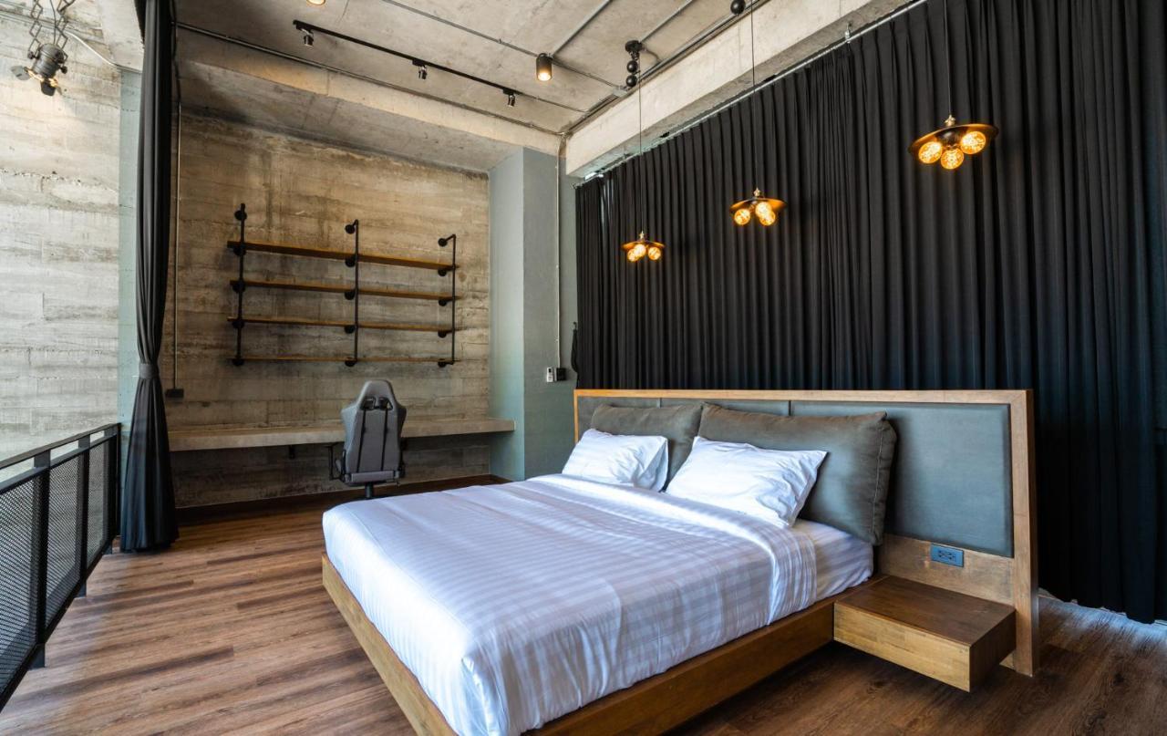 The Bloc @ Sea Hotel Thap Sakae Екстериор снимка